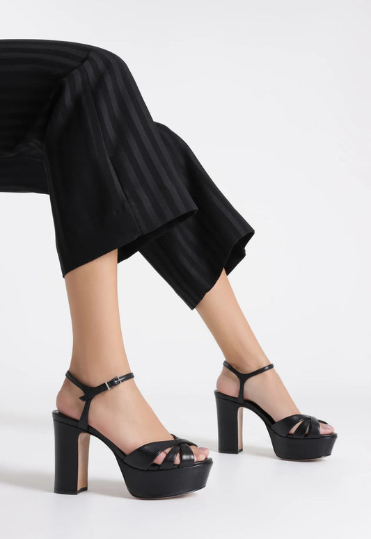 Keefa Sandal - Schutz Shoes