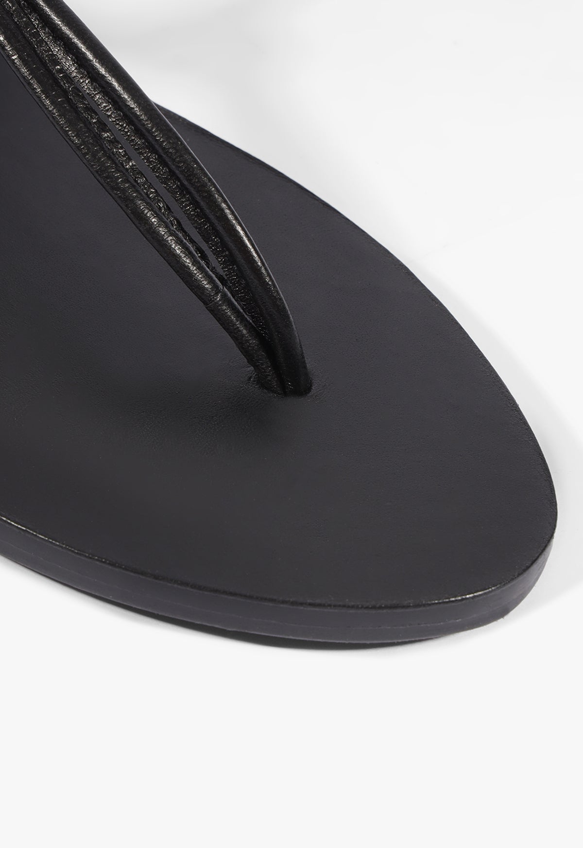 Nina Flat Sandal - Schutz Shoes
