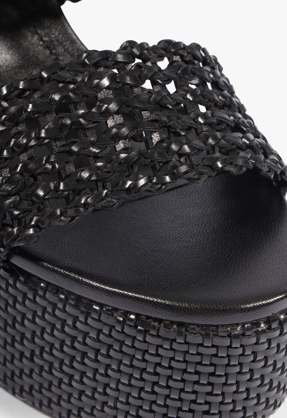 Aberdeen Platform Sandal - Schutz Shoes