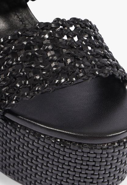 Aberdeen Platform Sandal - Schutz Shoes