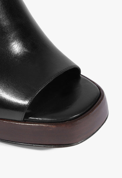 Rowan Leather Platform Sandal - Schutz Shoes