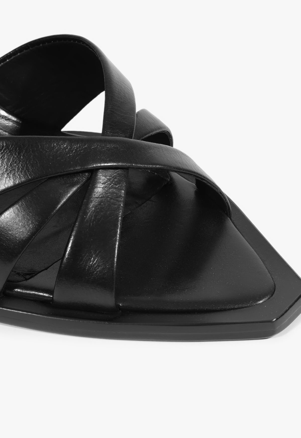 Keefa Leaf Mule Leather Sandal - Schutz Shoes