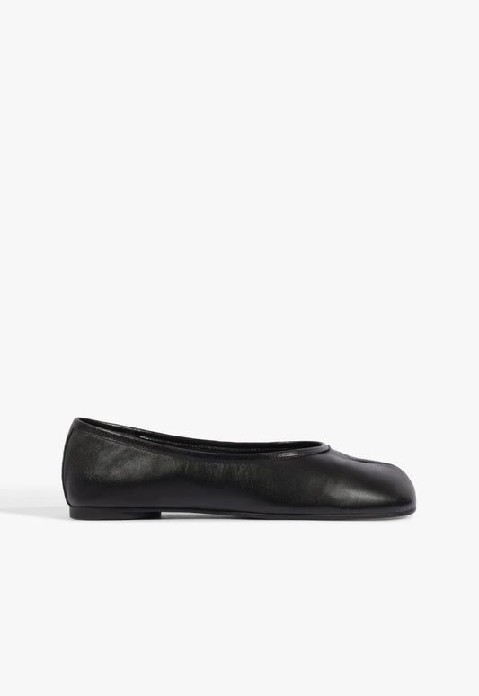 Yumi Leather Ballet Flat 5 Black Leather - Schutz Shoes